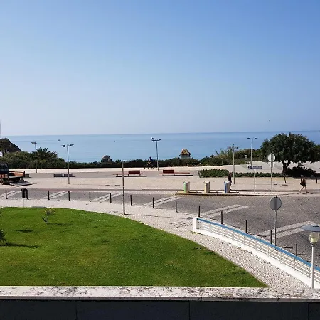 Da Rocha アパート ポルティマン